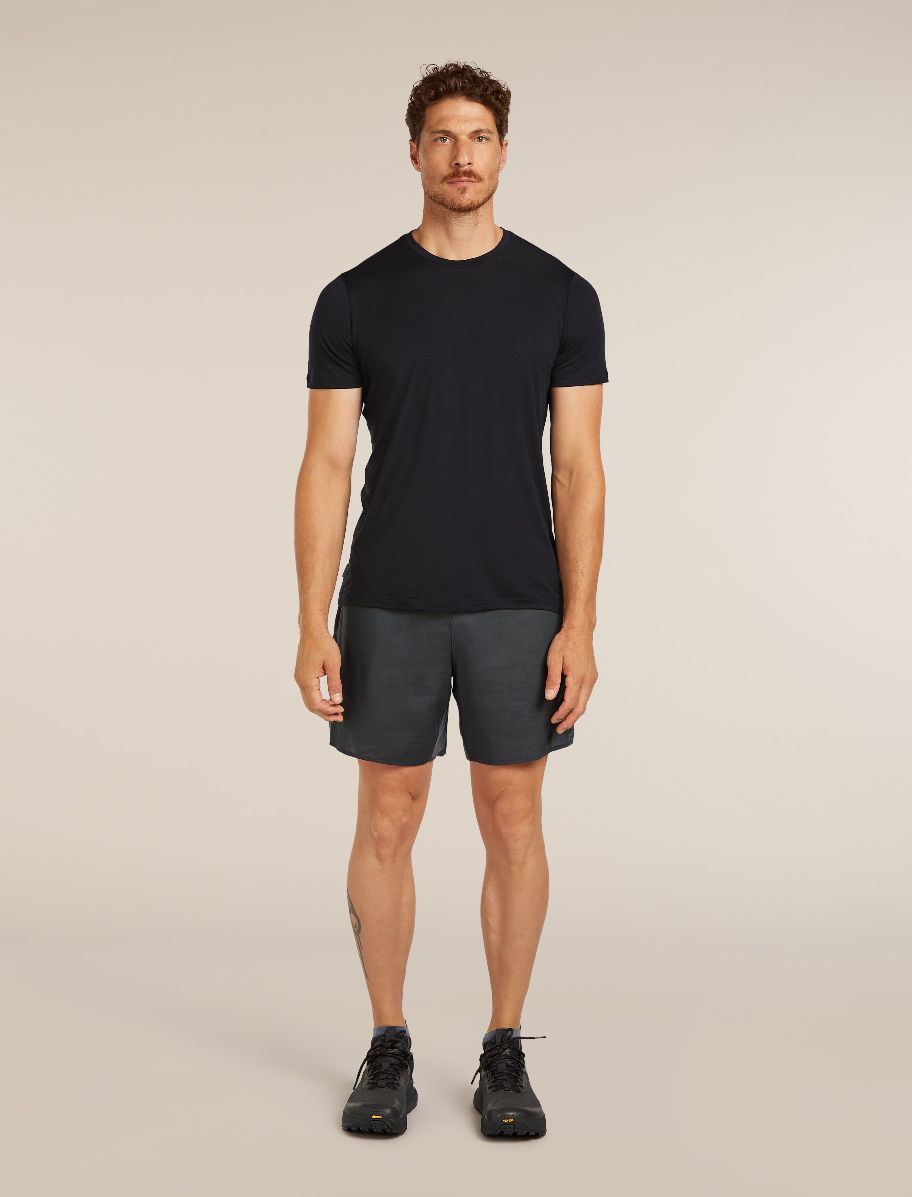 Men's Merino 150 Tech Lite III T-Shirt | icebreaker Black