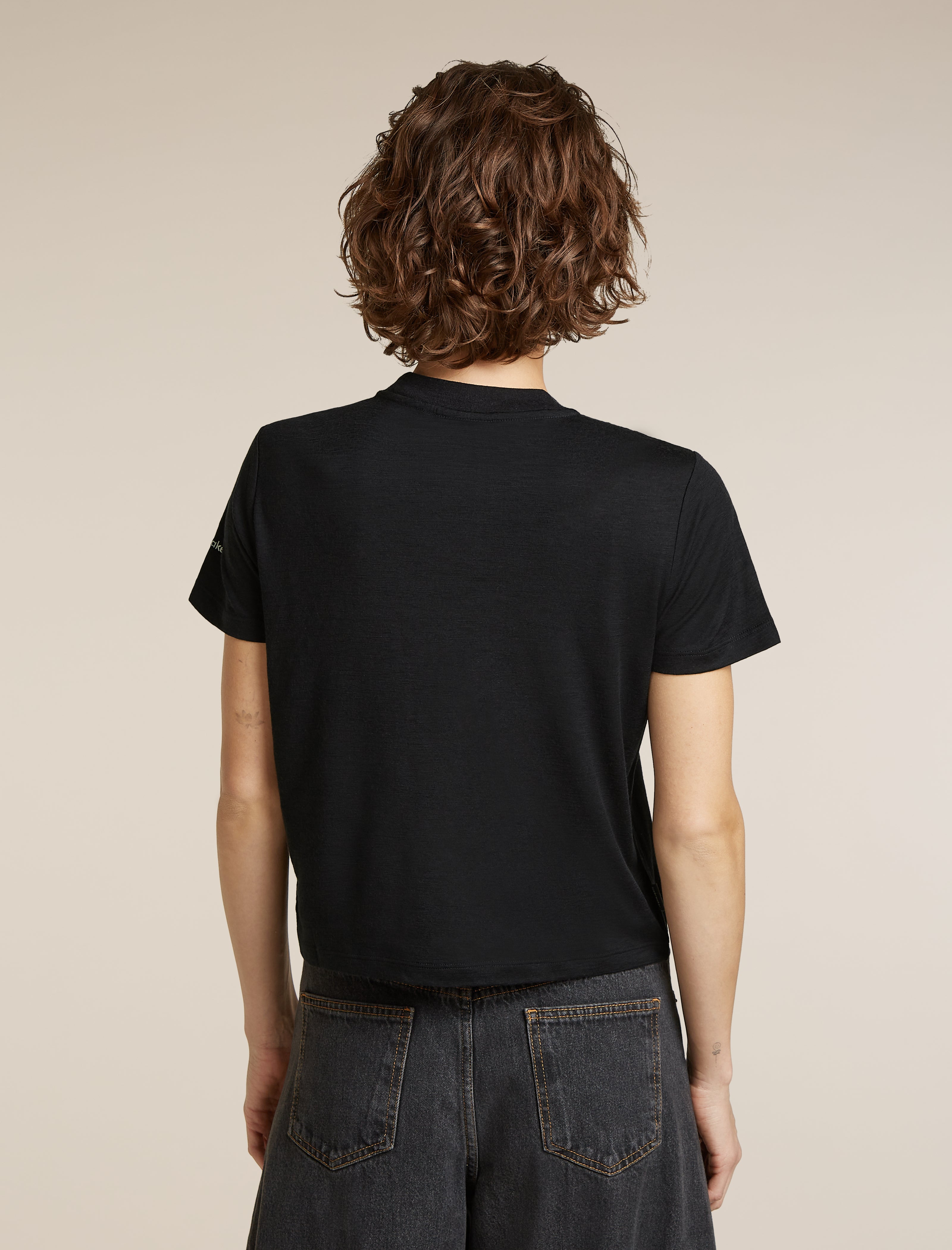 Women's Merino 150 Tech Lite III Crop T-Shirt | icebreaker Black