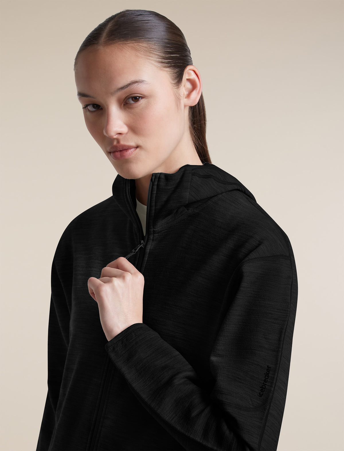 icebreaker Women's Merino 360 RealFleece™ Elemental Long Sleeve Zip Hoodie Black Women - 7