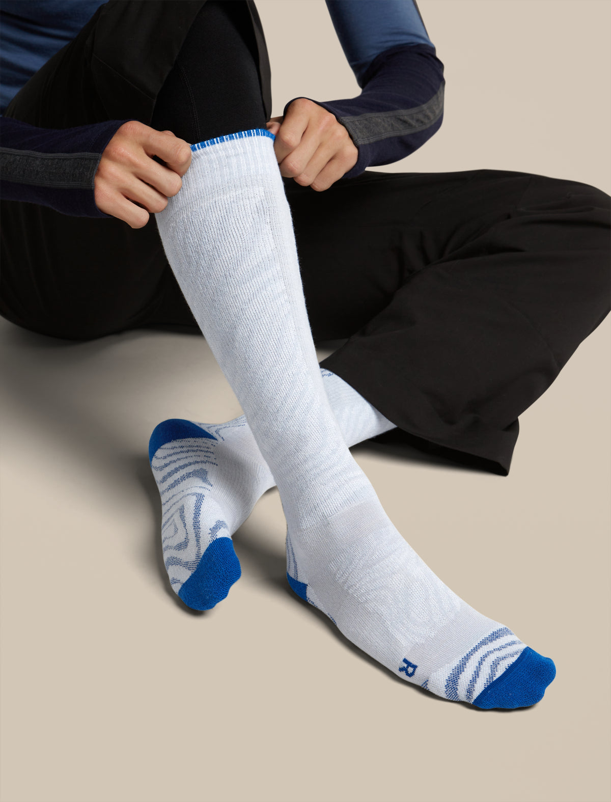 Men's Merino Blend Ski+ Medium Over The Calf Socks Mountain Contour Zinc Blue/Lazurite - 5
