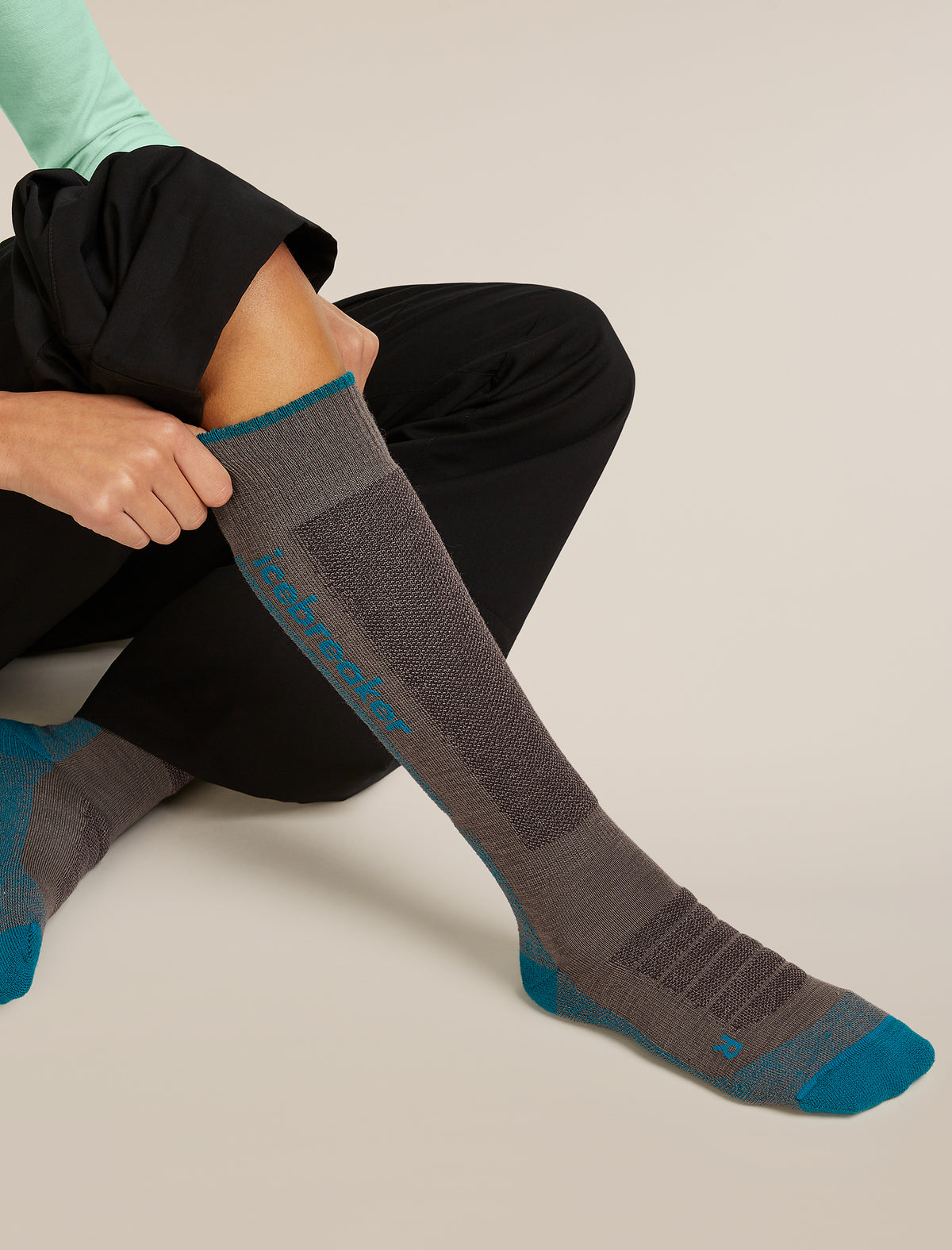 Women's Merino Blend Ski+ Medium Over The Calf Socks Porcini/Tidal Teal - 2