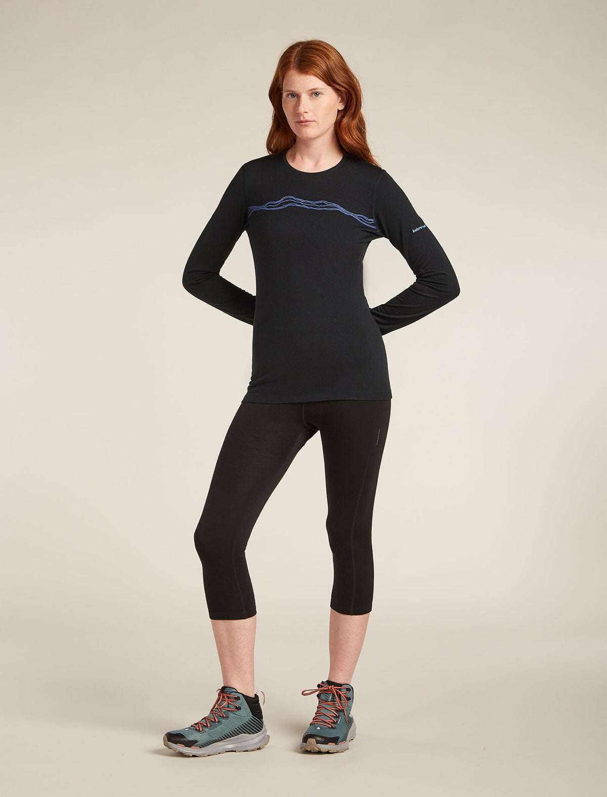 Women's Merino 200 Oasis Long Sleeve Crewe Mountain Pulse Thermal Top Black - 3