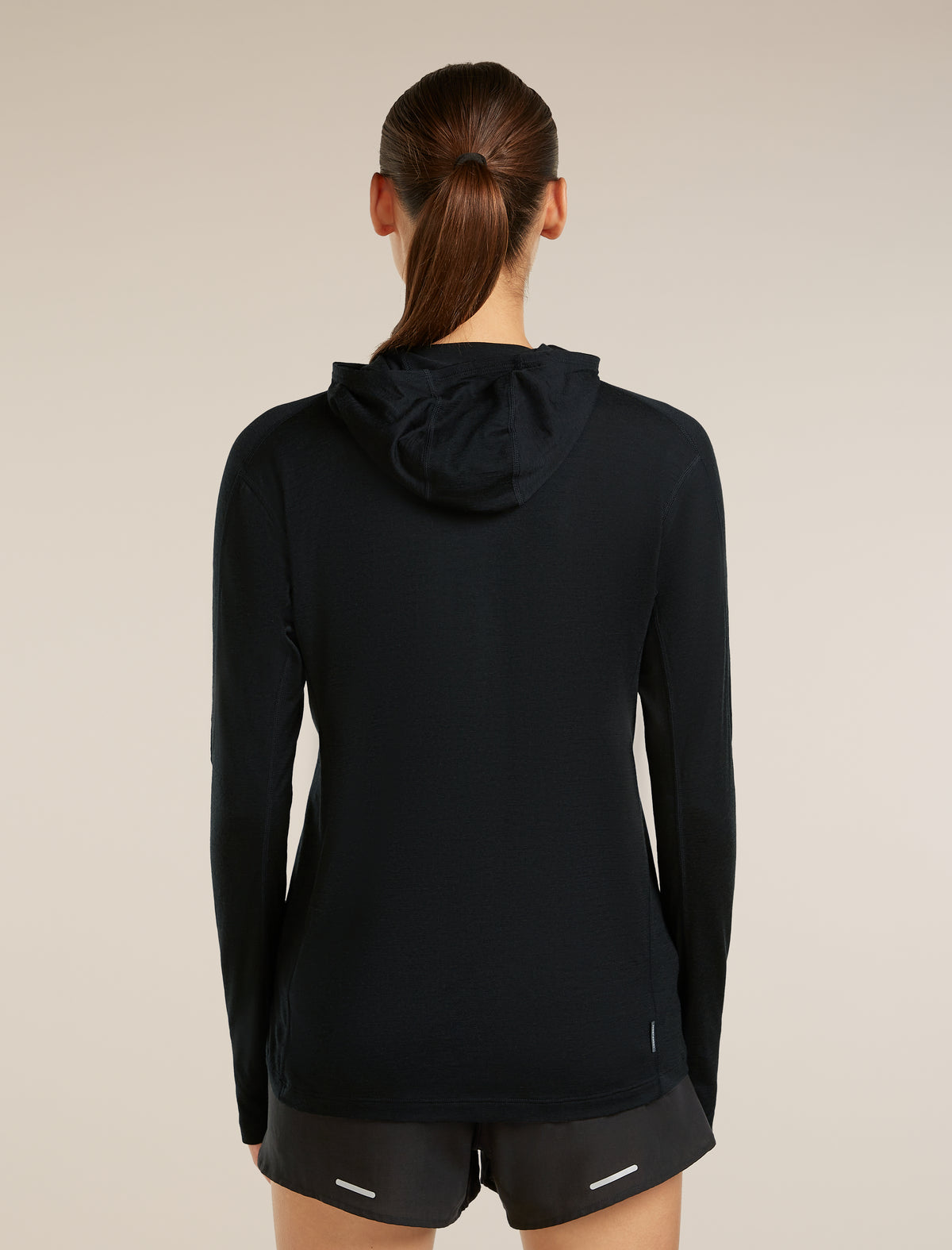 Women's 150 MerinoFine™ Ace Long Sleeve Hoodie UPF Black - 2
