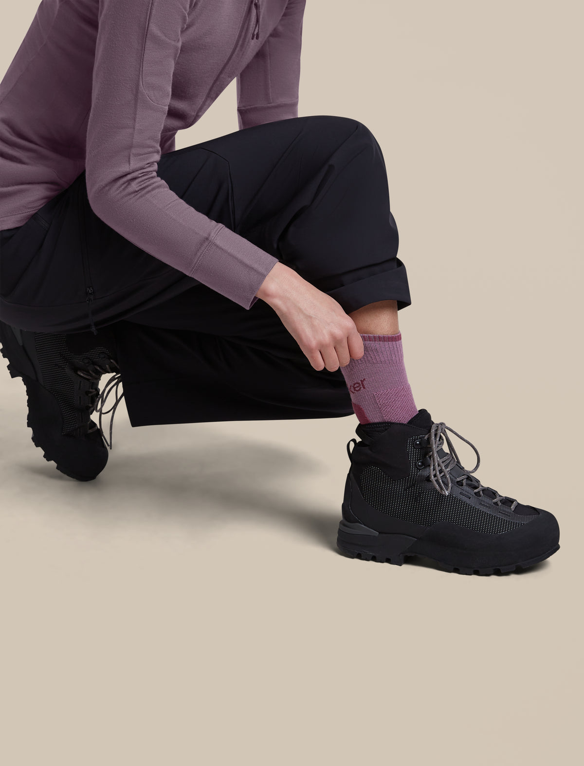 Slippers Heavy Women's Merino Hike+ Heavy Crew Socks | icebreaker Grey Plum/Dark Berry