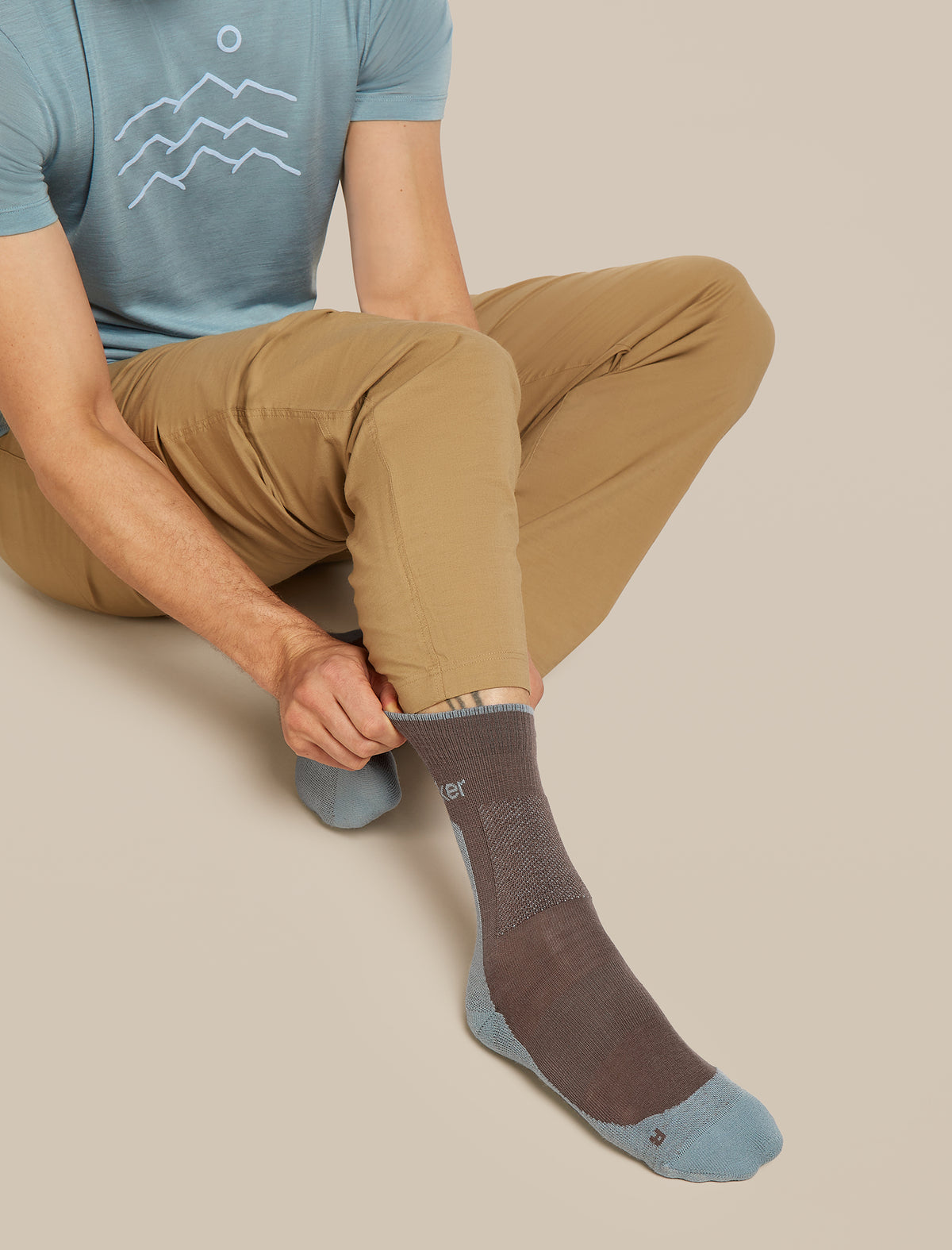 Men's Merino Hike+ Medium Crew Socks Porcini/Flint Blue - 2