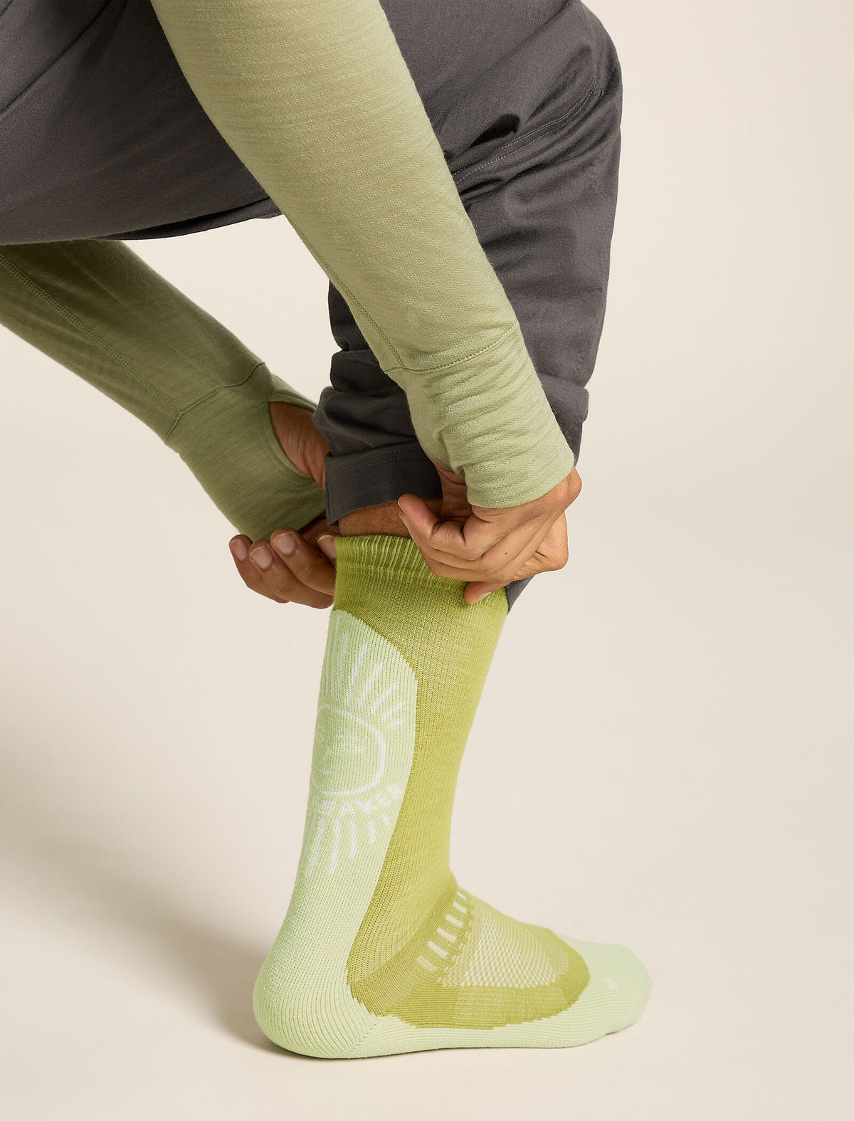 Men's Merino Hike+ Light Crew Socks IB Solar Olive/ashen - 2
