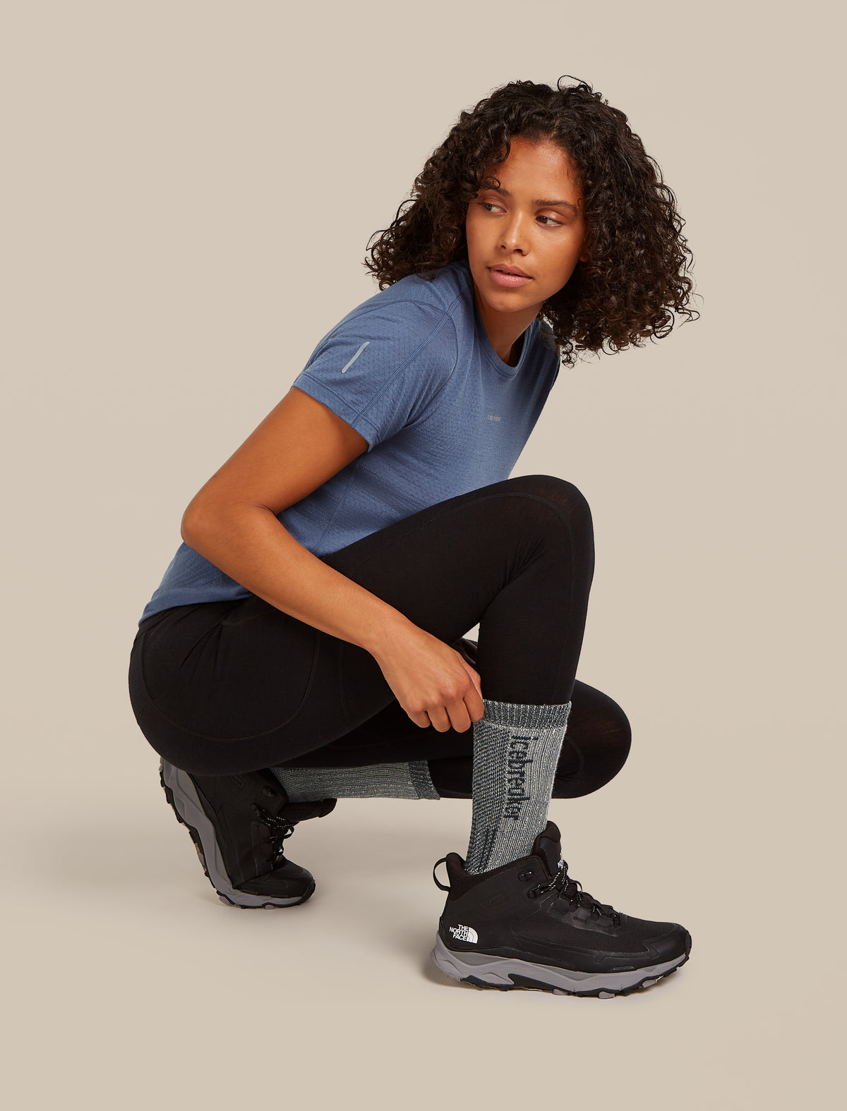 Women's Merino Hike+ Mountaineer Mid Calf Socks Jet Heather/Black - 2