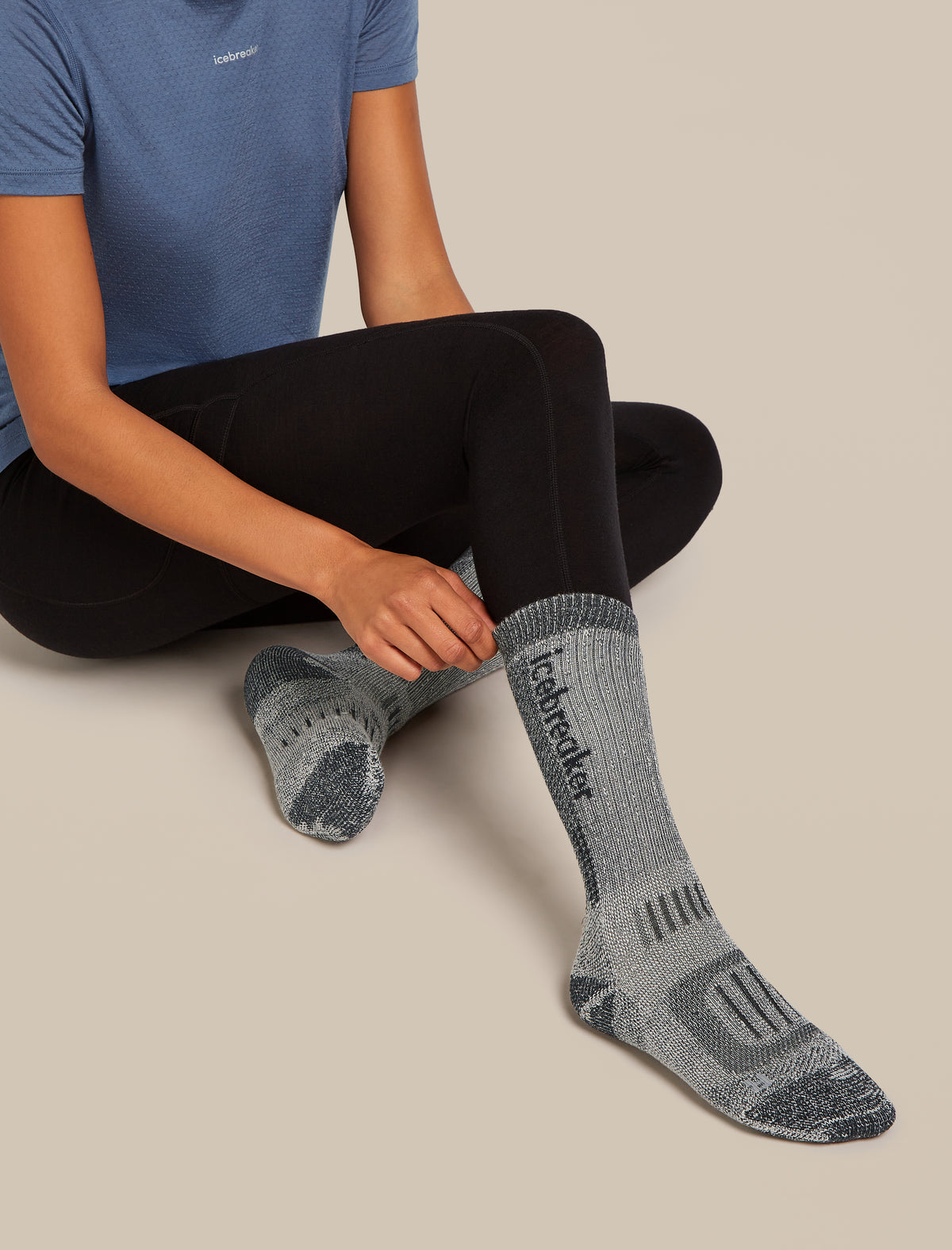 Women's Merino Hike+ Mountaineer Mid Calf Socks Jet Heather/Black - 3