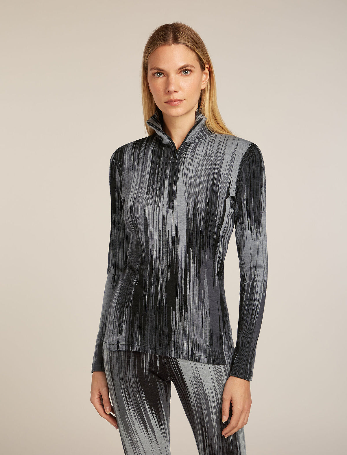Women's Merino 260 Tech Vertex Long Sleeve Half Zip Thermal Top Peak Black/Obsidian - 1