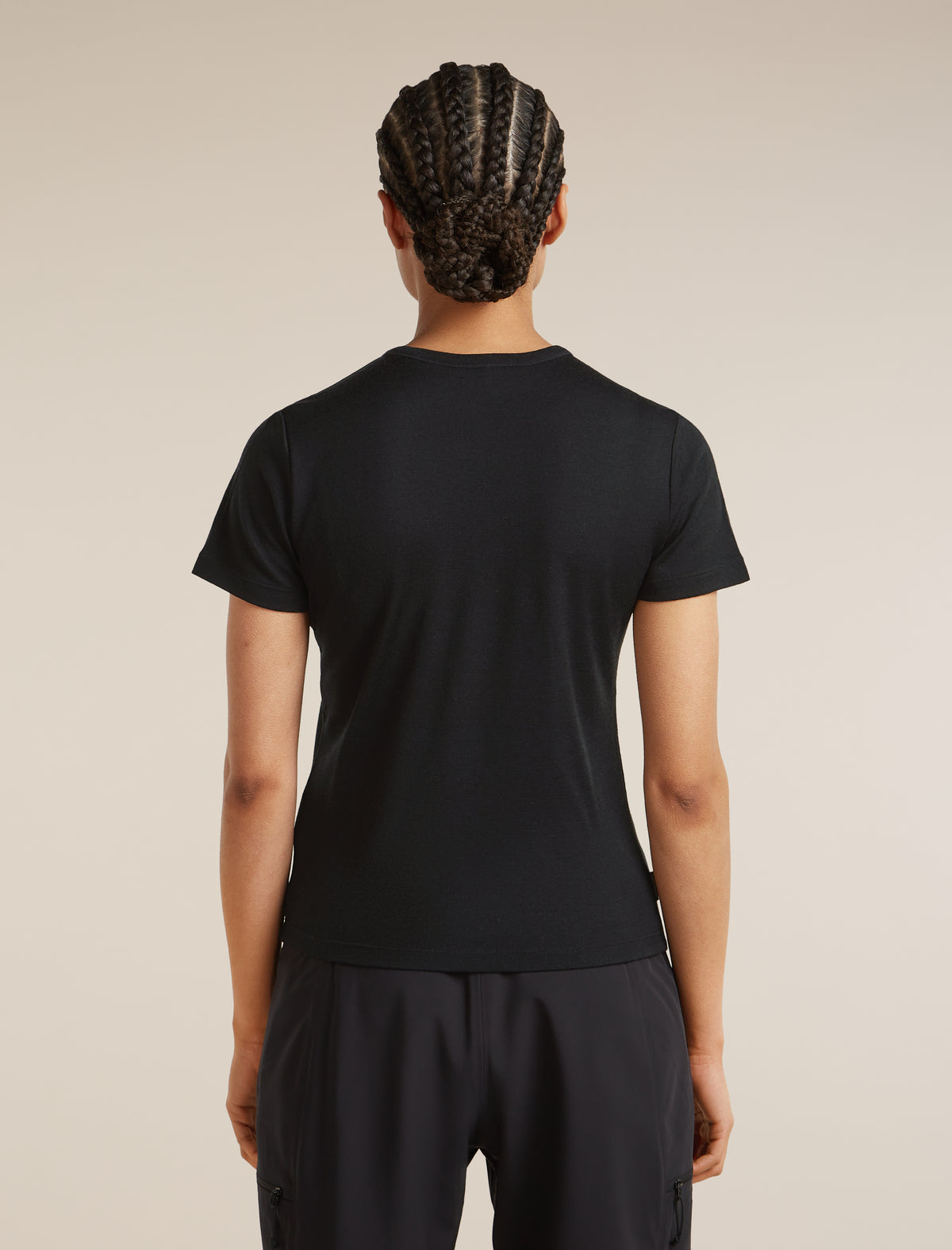 icebreaker Women's Merino 200 Tech Lite Short Sleeve Crop Slim Tee Black Women - 2