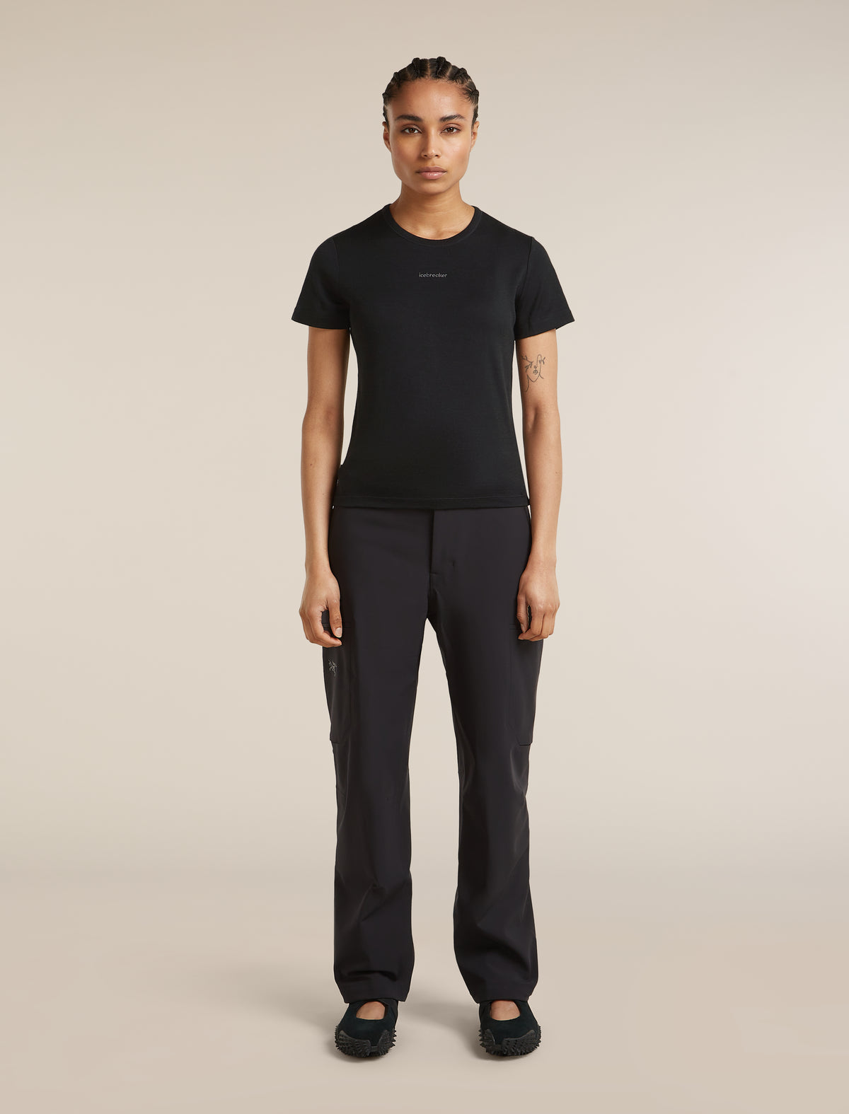 icebreaker Women's Merino 200 Tech Lite Short Sleeve Crop Slim Tee Black Women - 3