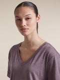Women's Merino 150 Tech Lite Short Sleeve Relaxed V Neck Tee Grey Plum - 7