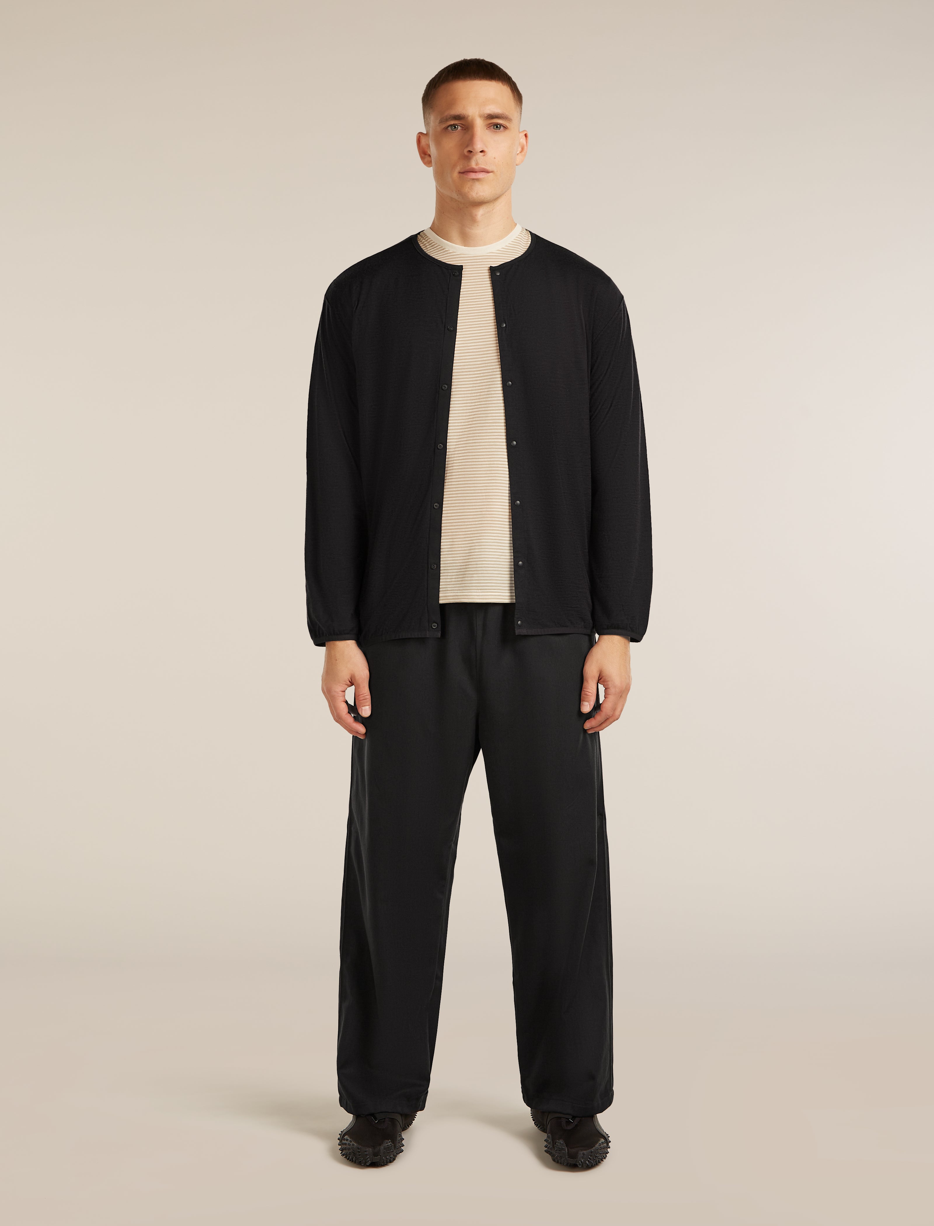 ICEBREAKER ブラックカーディガン XS Unisex Merino 150 Round Neck Cardigan| icebreaker