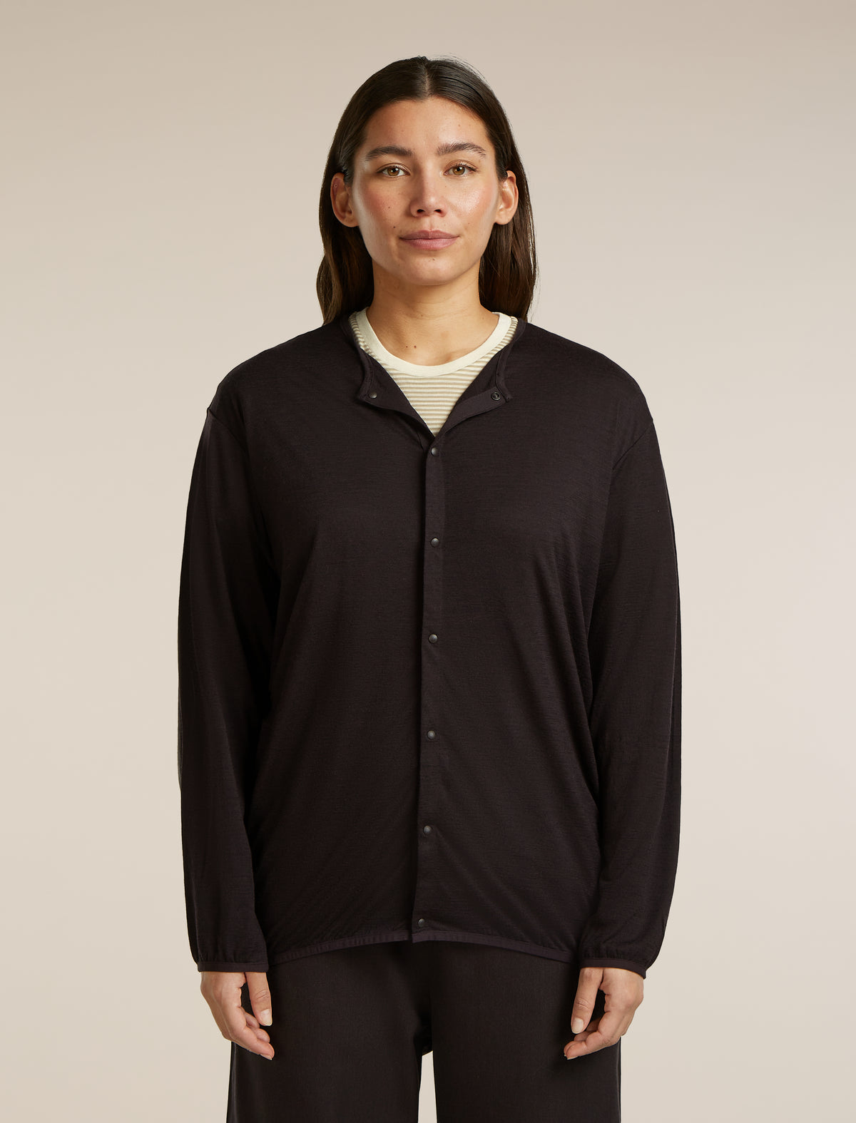 Unisex Merino 150 Round Neck Cardigan Before Dawn - 4