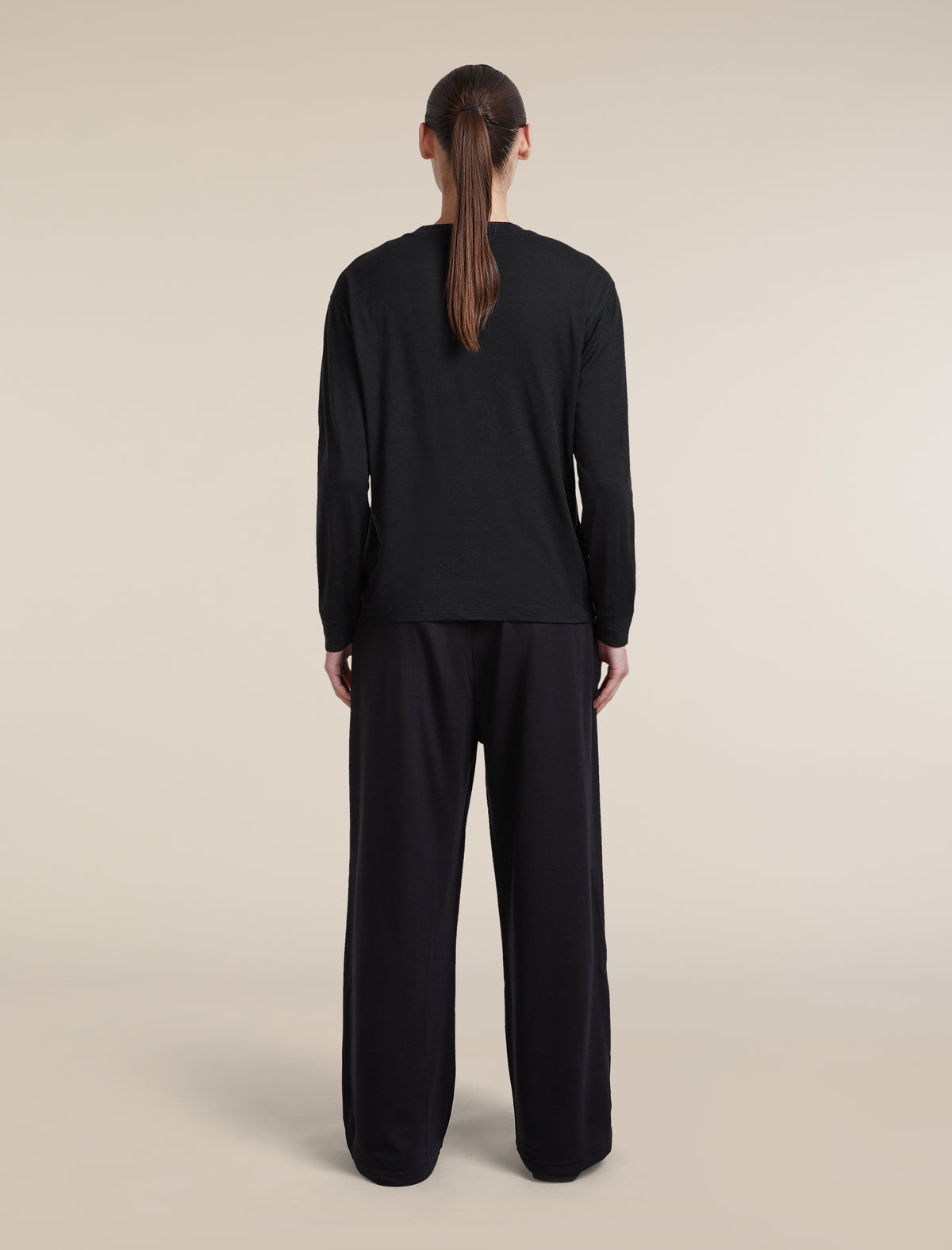 Women's Merino 150 Tech Lite Long Sleeve Relaxed Tee Black - 6