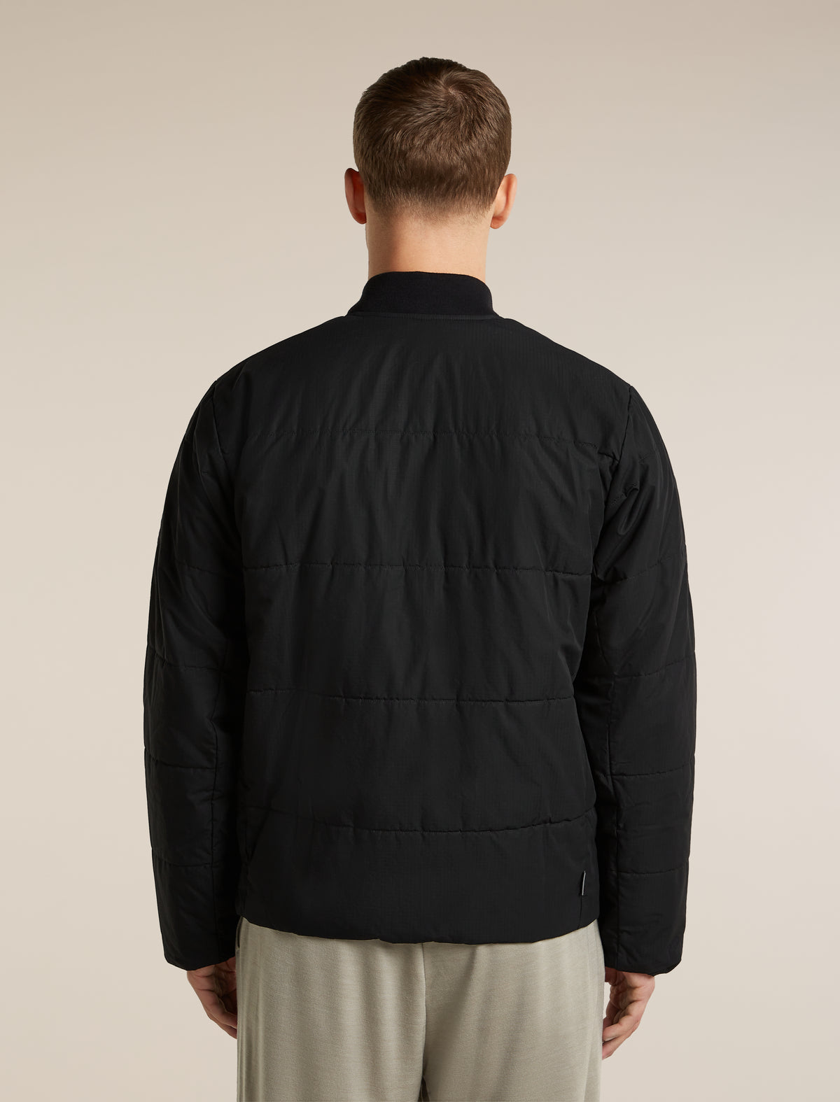 icebreaker Men's 1360 MerinoLoft™ Milford Bomber Jacket Black Men - 2