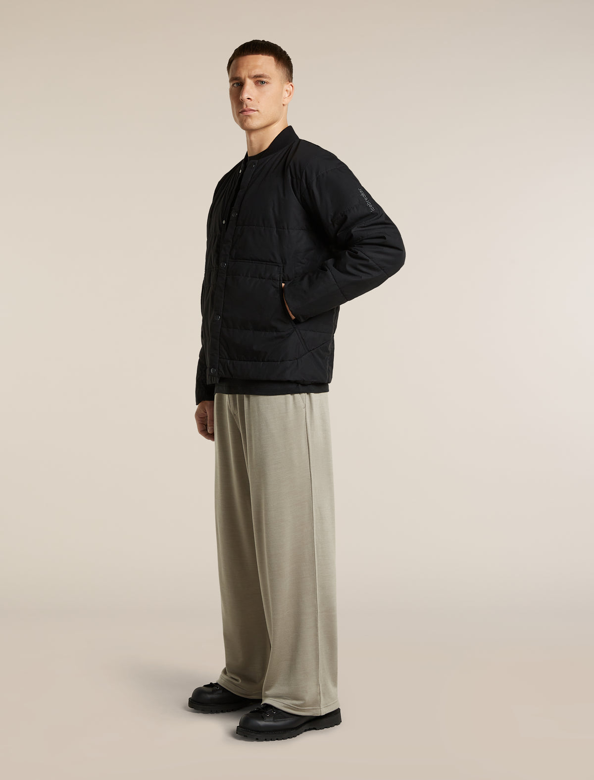 icebreaker Men's 1360 MerinoLoft™ Milford Bomber Jacket Black Men - 4