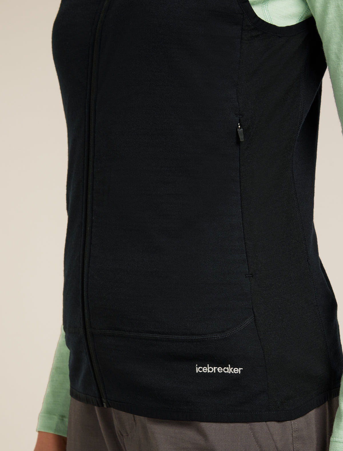 icebreaker Women's Merino Blend 300 RealFleece™ Descender Vest Black Women - 9