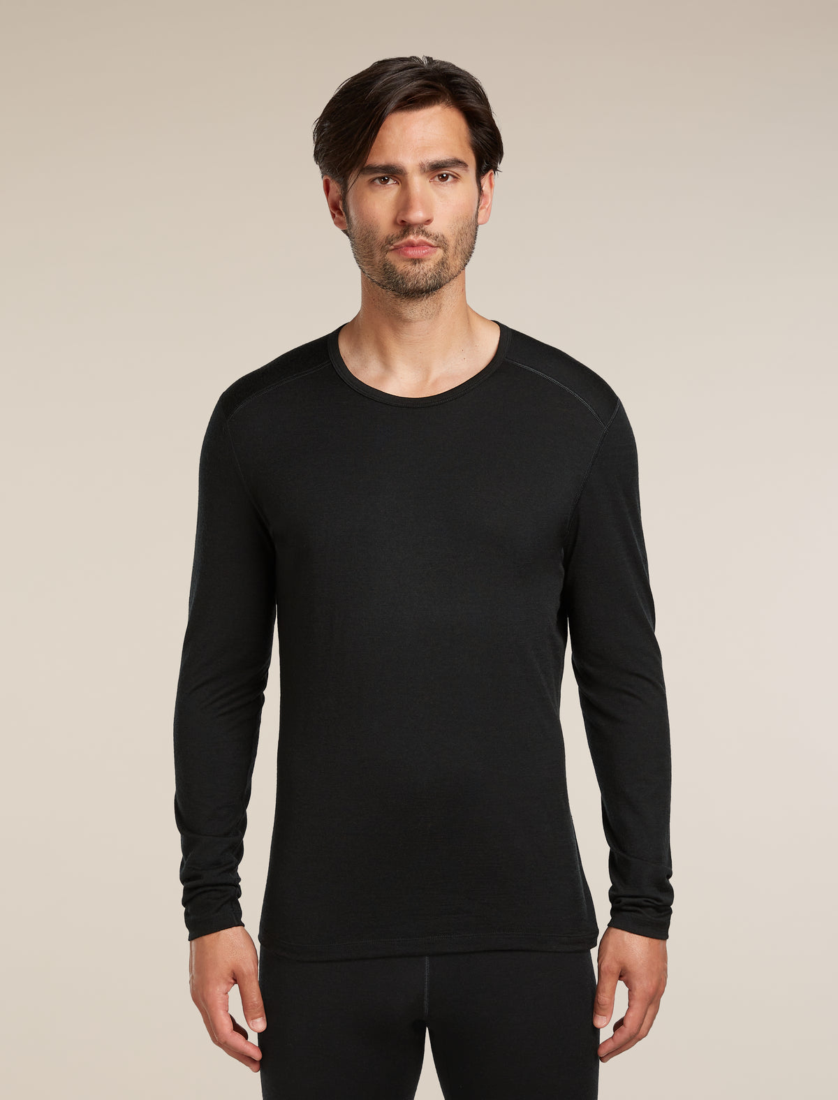 Men's Merino 200 Oasis Long Sleeve Crewe Thermal Top Black - 1