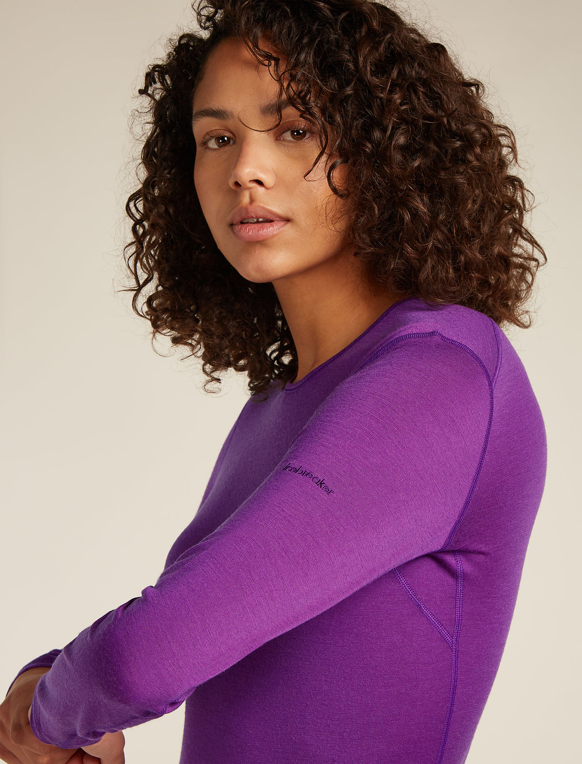 Women's Merino 200 Oasis Long Sleeve Crewe Thermal Top Passion - 5