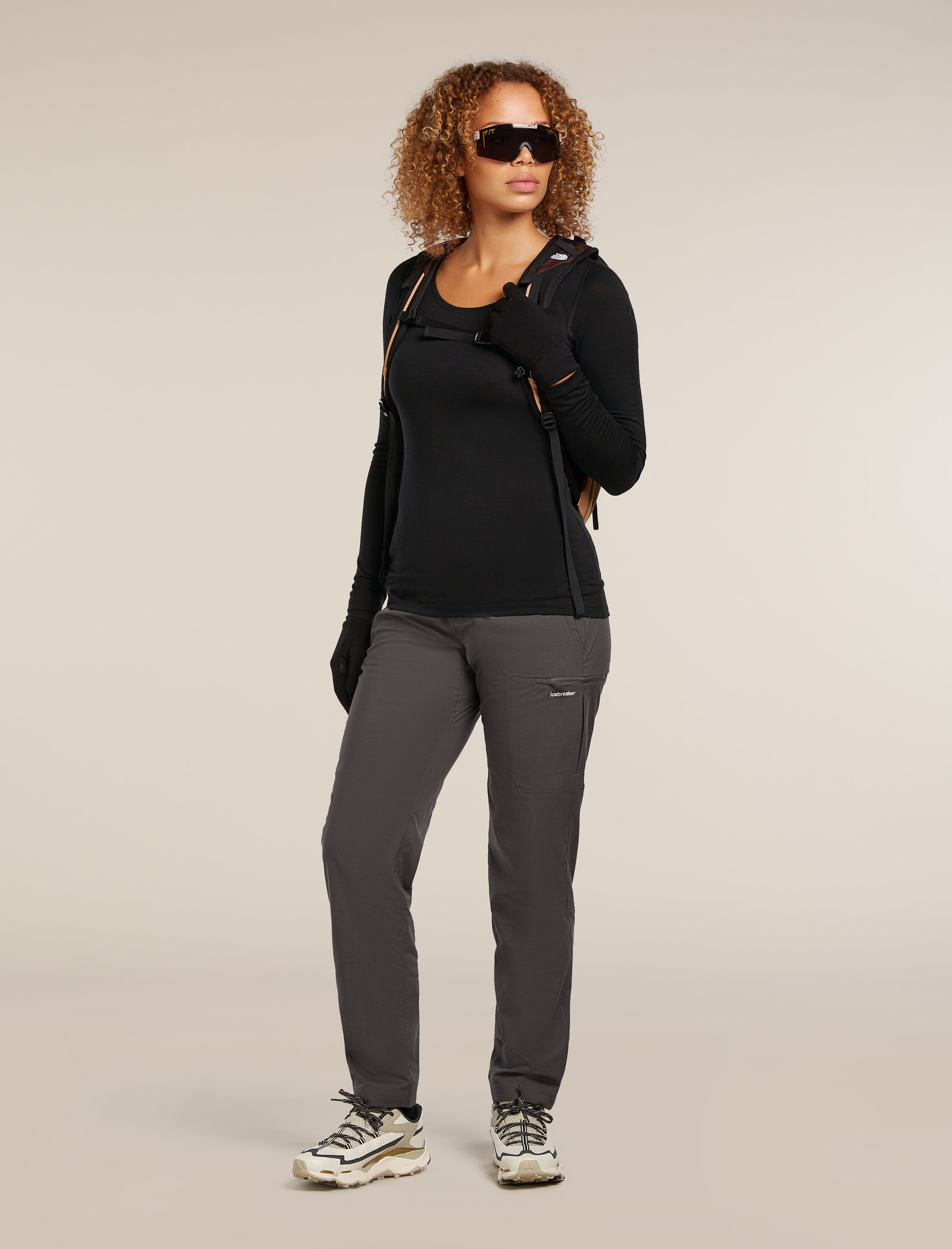 Women's Merino 200 Oasis Long Sleeve Scoop Thermal Top Black