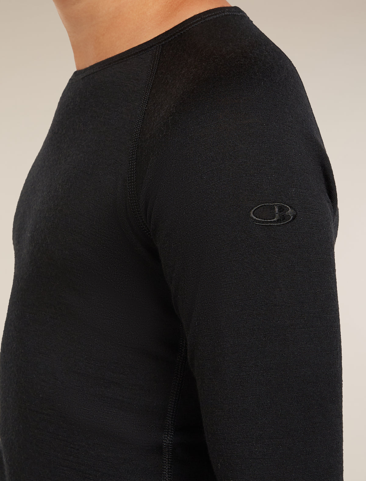 Kids’ Merino 200 Oasis Long Sleeve Crewe Thermal Top Black - 8