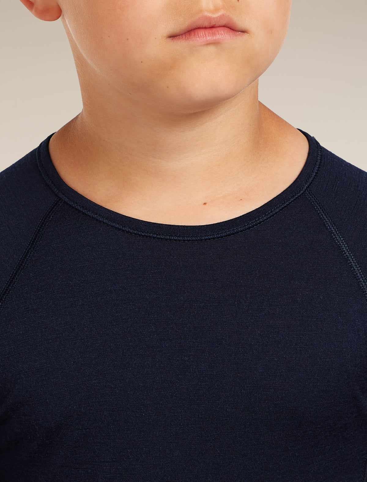 Kids’ Merino 200 Oasis Long Sleeve Crewe Thermal Top Midnight Navy - 14